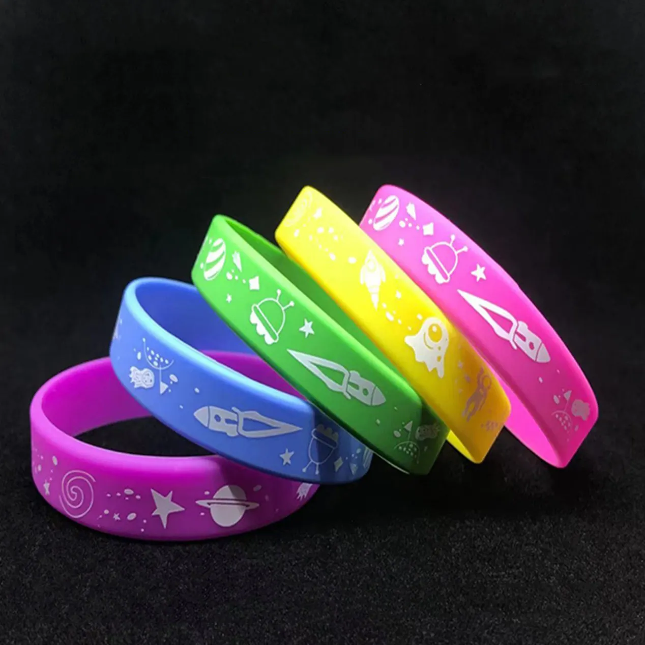 Braccialetto in Silicone sportivo semplice creativo con bracciale personalizzato regolabile ecologico