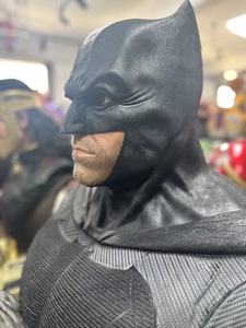 Statua Personalizzata di Batman 1/1, Busto Mezzo Corpo, DC Justice League, Action Figure GK in Vendita - Product Image 5
