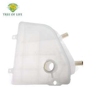 Réservoir d'expansion en plastique pour liquide de refroidissement Tree Of Life 95110602502 pour moteur Porsche 944 Turbo - Product Image 5