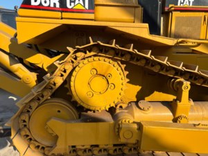 รถดันดินตีนตะขาบ CAT D6R มือสอง พร้อมริปเปอร์ สำหรับงานก่อสร้าง - Product Image 6