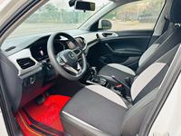 Премиальный подержанный VW Tacqua 2021 года, 1.5L, АКПП, городской внедорожник, готов к экспорту