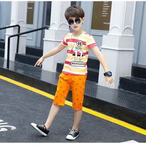 Compras en Línea: Conjunto de Ropa para Bebé Niño, Camiseta de Manga Corta con Letras a Rayas y Pantalones Cortos Estampados - Product Image 4