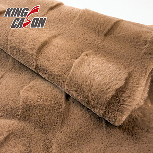 KINGCASON Fabrication directe 100% polyester 235cm 320gsm Marron Couleur unie Nouveau motif carré 3D Fourrure de <span class=keywords><strong>lapin</strong></span> pour literie turque - Product Image 6