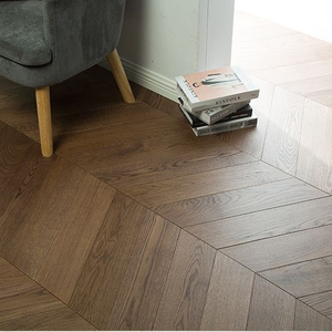 Elegante suelo de roble en forma de Y Ventas directas de fábrica Compuesto de madera maciza para salas de estar lujosas - Product Image 5