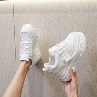 Nouvelles baskets sportives de luxe pour femmes 2026, style épais et tendance, couleur unie, marque de chaussures de luxe pour femmes