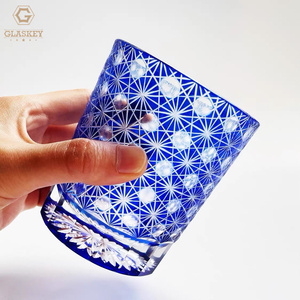 Mini tasse de chrysanthème Longan ambré de style <span class=keywords><strong>japonais</strong></span>, carafe à <span class=keywords><strong>whisky</strong></span> en verre rétro faite à la main, design Edo Kiriko - Product Image 5