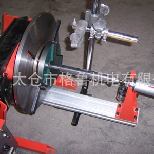 แท่นหมุนปรับตำแหน่ง 315 มม. รับน้ำหนัก 50 กก. สำหรับเชื่อมหน้าแปลนท่อ พร้อมระบบเอียง 90 องศา และความเร็วการหมุน 0.5-3.5 รอบต่อนาที - Product Image 3