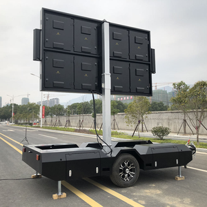 Mur vidéo LED mobile P4 3840x2240mm, signalisation numérique sur roues électriques pour publicité graphique extérieure sur véhicule - Product Image 3