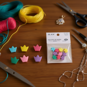 ลูกปัดไม้เคลือบสีลายมงกุฎ 13x6x5 มม. เป็นมิตรกับสิ่งแวดล้อม สำหรับงานประดิษฐ์เครื่องประดับ 10 ชิ้น - Product Image 3