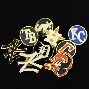 Bom Estoque EUA Baseball Team Pins Metalicos Antique Enamel Lapel Cap Pins Metal Badges para Fãs do Clube de Beisebol Iron Sports Theme - Product Image 6