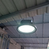 Lumière de canopée à panneaux solaires en silicium, éclairage solaire à grand angle pour les applications intérieures, les escaliers, les coins, les stades en extérieur