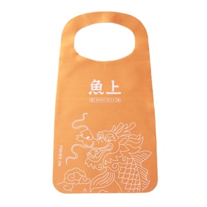 Delantal desechable con logotipo personalizado y babero transpirable ecológico para mariscos, barbacoa, langosta - Product Image 1