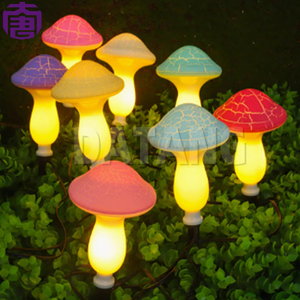 Lumière de jardin LED extérieure étanche à haute luminosité, simulation de champignon, style 3D, à brancher, avec indice de protection IP65 - Product Image 3
