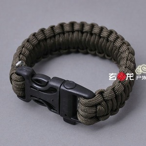 สร้อยข้อมือไนลอนพาราคอร์ดสีเทา อุปกรณ์เอาตัวรอดกลางแจ้งที่ทนทาน - Product Image 2