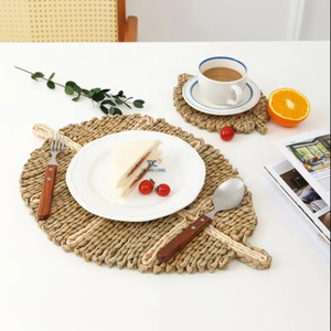Natural <b>Woven</b> <b>Placemats</b> Round Corn Husk Leaf Shape Straw <b>Woven</b> <b>Placemat</b> Creative Coaster Bowl Mat Handmade Western <b>Placemat</b> - Product Image 2