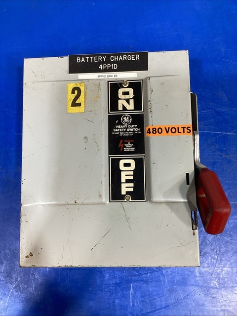 Original Brand New THN3361 NonFible Safety Switch 30A 3Pole 600VAC For PLC