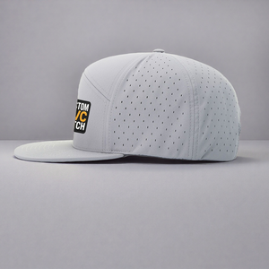 <span class=keywords><strong>Gorra</strong></span> de Béisbol de 7 Paneles con Parche de Silicona PVC Premium y Logotipo Personalizado, Diseño Perforado con Corte Láser, <span class=keywords><strong>Gorra</strong></span> de Golf Ligera e Impermeable para <span class=keywords><strong>Hombre</strong></span> - Product Image 4