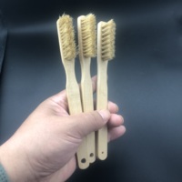 Brosse de nettoyage pour escalade et bouldering, pour prises de chalk, avec manches personnalisables en bambou, bois, plastique, à poils rigides