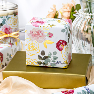 Floral <b>Pattern</b> Gift Wrapping <b>Paper</b> Double-Sided Art <b>Paper</b> with Gold Foil Design for Holiday Packaging - Product Image 2
