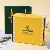 Ensemble de bijoux de marque A1 vert émeraude avec feuille d'or, boîte à tiroir, sac de shopping, poignée en ruban, logo arabe, vente en gros, usine