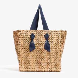 Bolsa de Playa Tejida Personalizada de Diseño Moderno y Sostenible, Hecha de Jacinto de Agua, con Dos Asas, Alta Calidad, Venta al por Mayor - Product Image 1