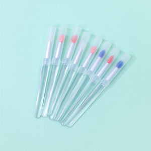 En gros, couvre-pinceaux et applicateurs portables en silicone réutilisables, en forme de baguette, pour <span class=keywords><strong>maquillage</strong></span> des lèvres, eye-liner et nail art - Product Image 2