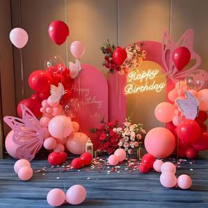 Modello 2026 di Composizione Floreale Artificiale Rosa e Bianca per Runner, Decorazione per Tavolo Torta, Sfondo e Arco per Matrimoni e Feste di Compleanno - Product Image 4