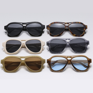 Kedun Double Beam Big Frame UV400 Protection Women's Square Sunglasses 2024 New Retro Fashion European American Style Instagram - Product Image 4