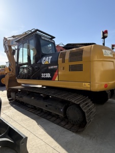 รถขุดมือสอง CAT 323DL 23 ตัน ขนาดใหญ่ ระบบไฮดรอลิก รุ่น 390FL 349D2L 330D2L 329D2L คุณภาพสูง - Product Image 2