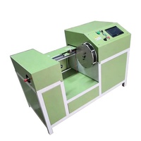 Machine à échantillonnage de fil textile en section transversale