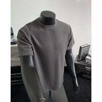 Nouvelle Collection Été 2026 – Chemise Décontractée Homme Brodé Tissé Respirant de Haute Qualité à Manches Courtes Coupe Ample – Vente en Gros