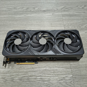 Tarjeta Gráfica para Juegos de Escritorio RTX 4090 GAMING OC 24GB GDDR6X con 3 Ventiladores - Product Image 1