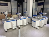 Máquina de Marcado Láser de Fibra, Máquina de Grabado Láser Automática de Escritorio para Metal