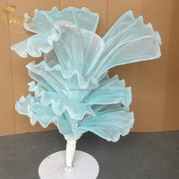 SMOOTH Fleurs géantes modernes en organza de soie, faites à la main, populaires, pour installation, centre de table pour mariages, événements et fêtes