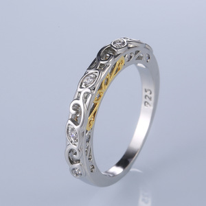 Anello di Fidanzamento F264 in Argento per Donna con Diamanti Naturali Taglio Brillante Rotondo Colore G e Pietre Laterali - Product Image 3
