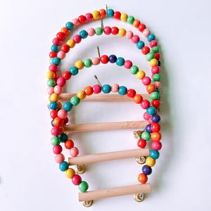 Ahşap süspansiyon köprü salıncak standı kuş kafesi aksesuar <span class=keywords><strong>Hamster</strong></span> ve papağan malzemeleri için Snap düğmesi kapatma ile Bite oyuncaklar - Product Image 1