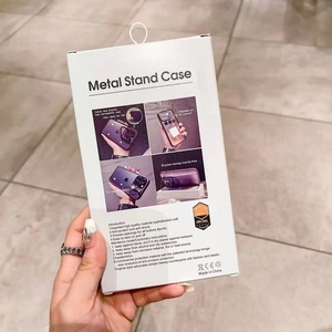 Custodia protettiva per telefono cellulare <span class=keywords><strong>con</strong></span> <span class=keywords><strong>protezione</strong></span> per obiettivo per <span class=keywords><strong>fotocamera</strong></span> trasparente custodia per telefono magnetico per <span class=keywords><strong>iPhone</strong></span> 17 16 15 14 <span class=keywords><strong>Pro</strong></span> 13 <span class=keywords><strong>12</strong></span> 11 nuova <span class=keywords><strong>Cover</strong></span> di lusso - Product Image 5