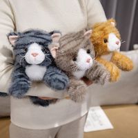 Poupée en peluche chat réaliste vente chaude-cadeau de jouet animal en peluche doux pour enfants/adultes, canapé décor à la maison