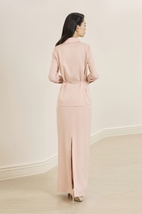 Elegante / Femenino Velo Vietnamita Rosa Pastel Tejido CHERRY - Blusa de Seda Suave con Detalle Floral y Cinta en la Cintura KA69 - Product Image 2