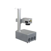 Machine de gravure au laser à fibre portable de bureau mini et économique 20W 30W pour la gravure de cartes bancaires en métal