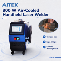Machine de soudage au laser à fibre portative compacte de 800 W refroidie par air, soudeuse au laser avec alimentation en fil optionnelle pour l'acier inoxydable AT350