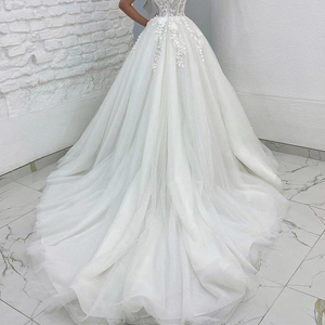 Robe de mariée de luxe, résistante, plusieurs tailles, personnalisée, en dentelle, épaules <span class=keywords><strong>d</strong></span>énudées, coupe trapèze, <span class=keywords><strong>d</strong></span>écolleté cœur, longueur ras du sol, pour la mariée - Product Image 4