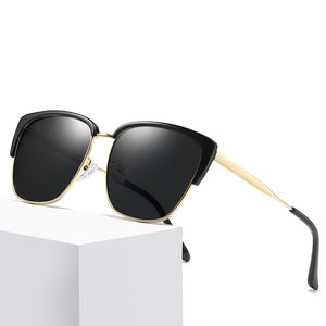 Gafas de Sol Ligeras para Mujer 2022, Nuevas Gafas de Sol de Diseñador de Lujo de Alta Calidad Hechas en China para Mujer - Product Image 6