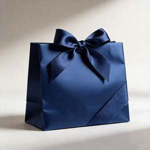 Sacs cadeaux mini en papier kraft écologiques laminés, personnalisés en usine, vente en gros, avec poignées en ruban et ficelle - Product Image 2