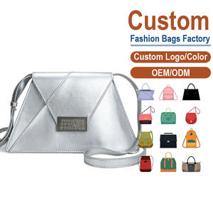 Bolso bandolera tipo sobre de cuero de grano completo – Líneas definidas y elegantes |   Silueta futurista - Estilo europeo |   Logotipo Personalizado Disponible - Product Image 1