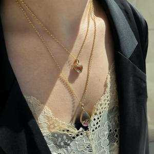 <span class=keywords><strong>กล่อง</strong></span>ใส่จี้รูปถ่ายแบบเปิดได้ พร้อมจี้ทอง 18k รูปทรง<span class=keywords><strong>กล่อง</strong></span>รูปถ่าย  สา<span class=keywords><strong>มา</strong></span>รถเก็บรักษาสีได้  สำหรับผู้หญิงและเด็กผู้หญิง เป็นของขวัญ - Product Image 4