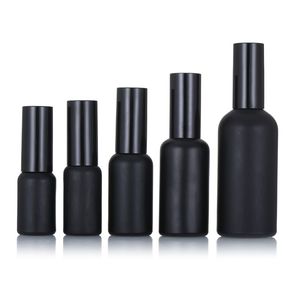 Hot Sale Custom Milchglas Sprüh flasche 100ML Parfüm Schwarz Hohe Glasflasche Für Raums pray Kosmetik glasflasche Lieferant