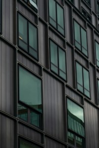 Muestra Gratuita de Panel Compuesto de Titanio y Zinc para Revestimiento de Muros Cortina y Techos – Material Metálico Ignífugo y Duradero para Fachadas de Edificios - Product Image 6