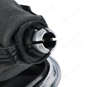 หัวเกียร์หนัง Volkswagen Golf 4 สีดำ ฝาครอบคันเกียร์ 6 สปีด ดีไซน์ตามหลักสรีรศาสตร์ - Product Image 2
