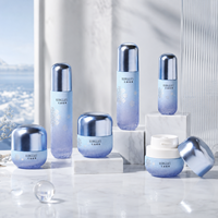 Ensemble de flacons et pots cosmétiques en verre bleu dégradé avec logo personnalisé, 50g 100g 30ml 100ml 120ml, emballage de soins de la peau avec bouchon en plastique de luxe